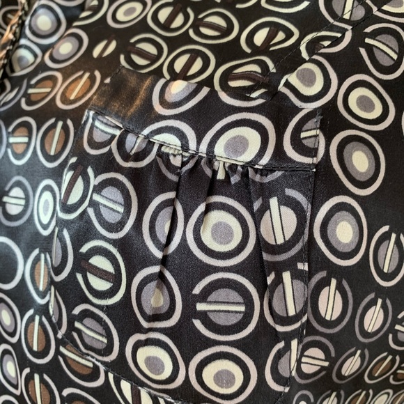 BCBGMaxAzria botton front short sleeve PJ pajama top - Picture 2 of 8